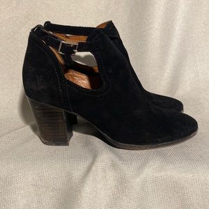Black Frye Suede Heels SZ 8